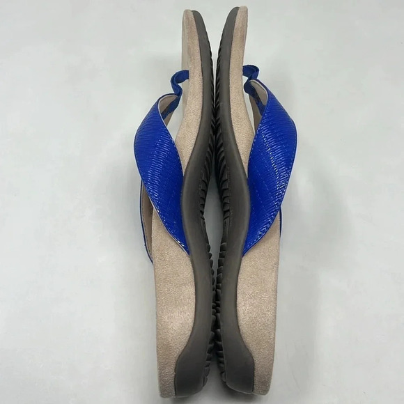 Vionic Hilda Woven Orthotic Arch Support Comfy Low Wedge Thong Sandals Blue 11 - Picture 9 of 15
